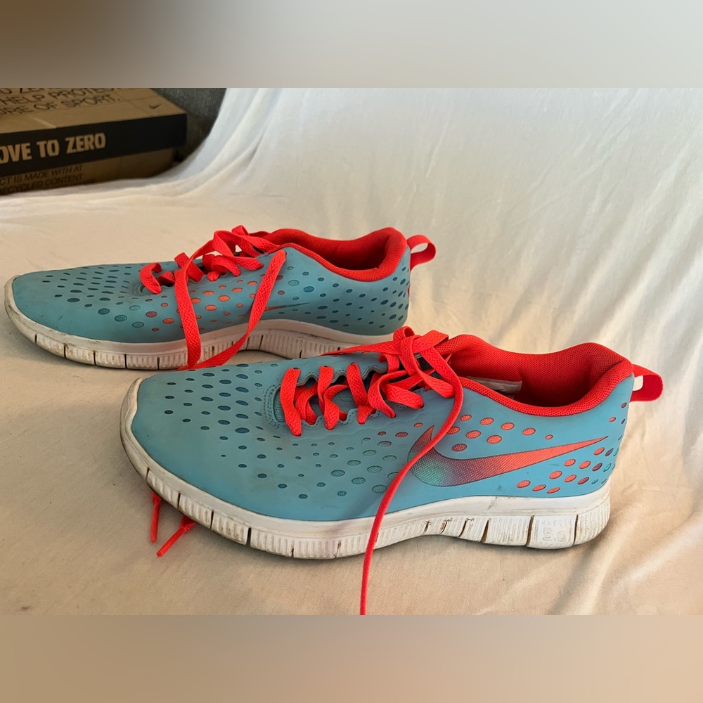 Women / Kids Nike Shoes